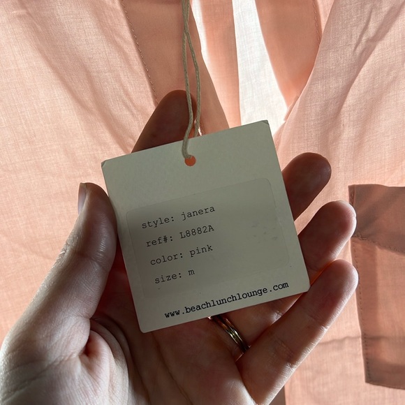 NWT BeachLunchLounge Janera Sleeveless Button Up Blouse Tank Top Pink Womens M - Picture 6 of 8